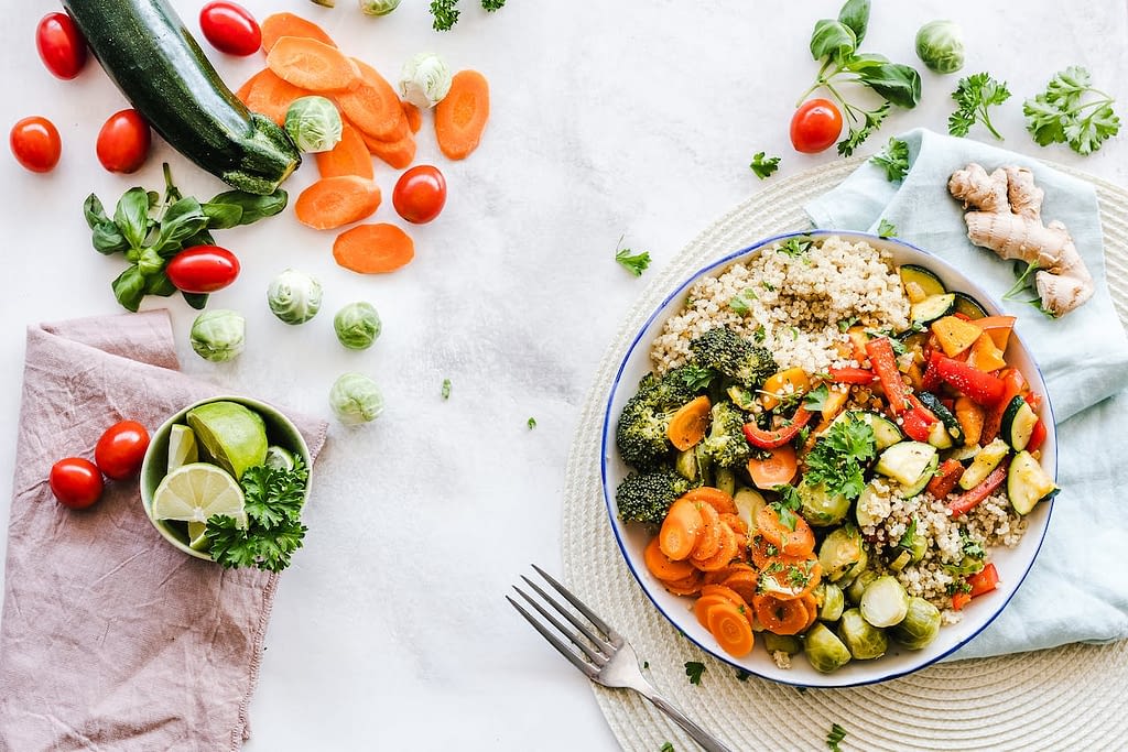 Mediterranean diet quinoa bowl